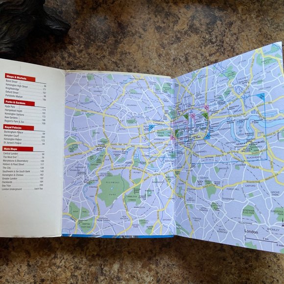 Insight City Guide - London Guidebook Travel Book - Picture 4 of 16